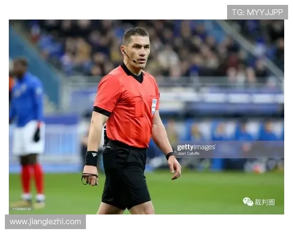 亨克与那不勒斯激战正酣谁能在欧战中笑到最后