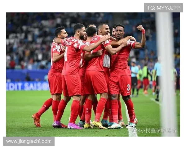 克鲁塞罗与拉队激战即将上演球迷期待精彩对决与精彩进球