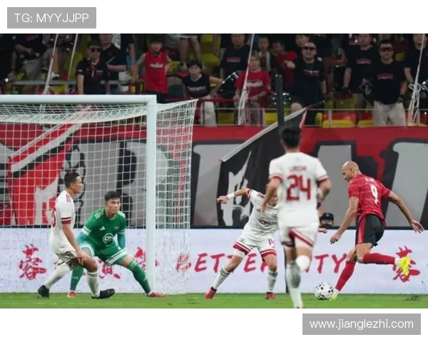 鲁能与柔佛激战正酣赛果揭晓引发球迷热议