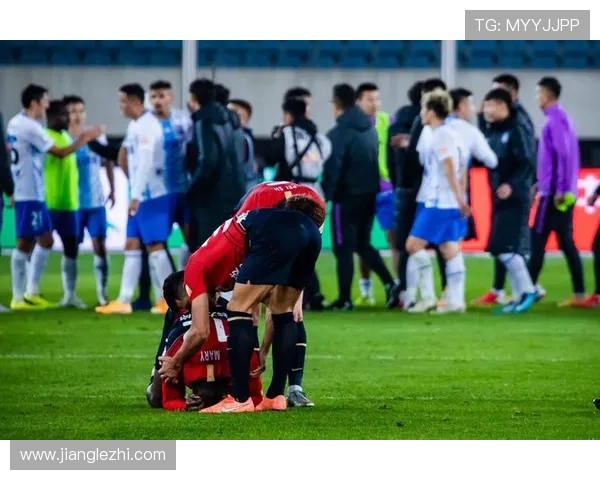 深圳足球队的速度之道：如何在比赛中提升快速反击的效率与战术应用